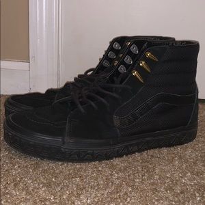 Marvel “Black Panther” Vans (Limited Edition)